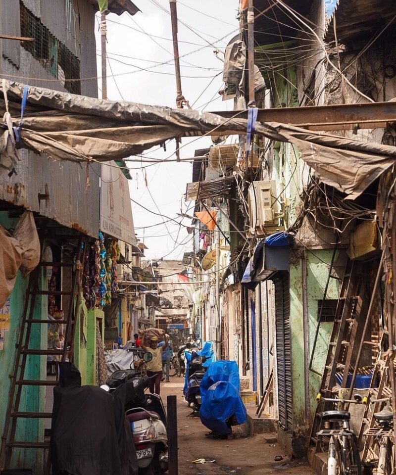 dharavi-slum-tour-by-magical-mumbai-tours