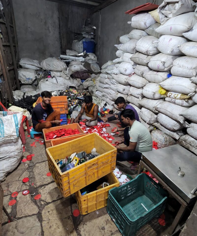 dharavi-slum-tour-by-magical-mumbai-tours