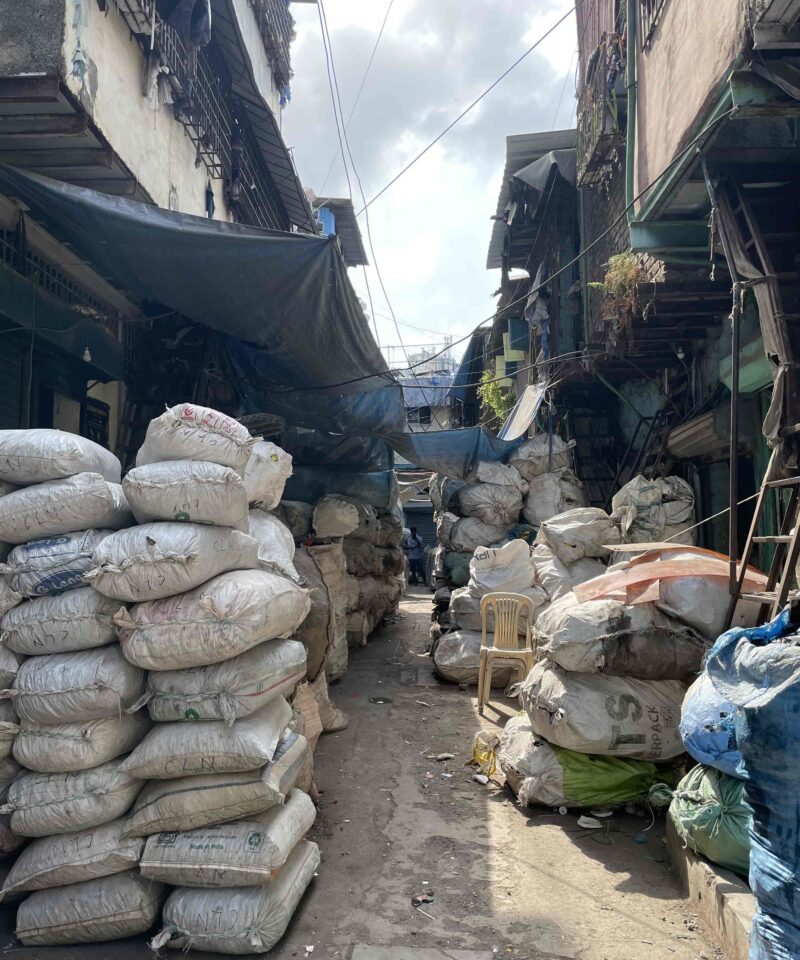 dharavi-slum-tour-by-magical-mumbai-tours