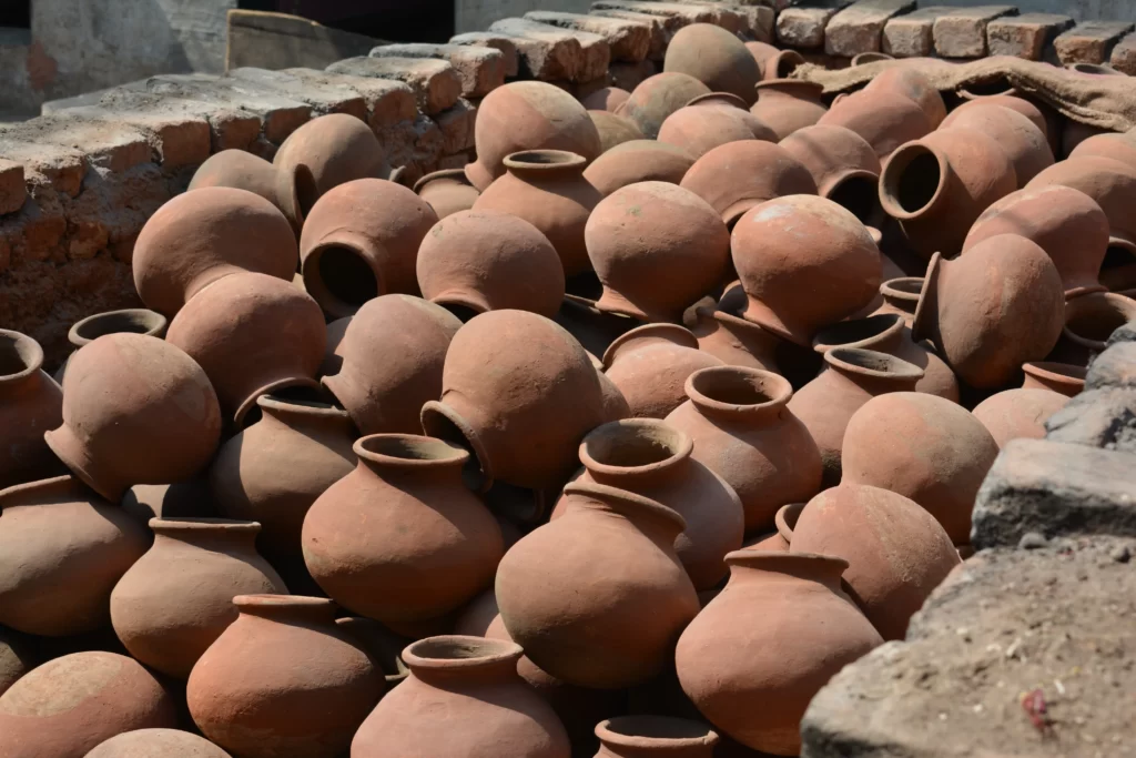 pottery industry of the Dharavi slumÂ